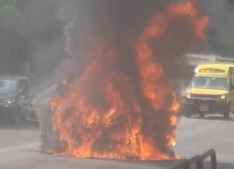 Έκρηξη αυτοκινήτου στο Τελ Αβίβ, ένας τραυματίας (Βίντεο)