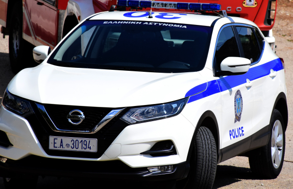 Καλλιθέα: 18χρονος προσπάθησε να σφάξει τη μάνα του