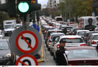 Μποτιλιάρισμα: 70 ώρες χαμένες στην κίνηση, «μαρτύριο» για τους οδηγούς οι δρόμοι της Αθήνας