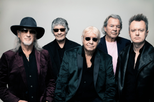 Οι Deep Purple επιστρέφουν με νέο τραγούδι που τα σπάει (βίντεο)