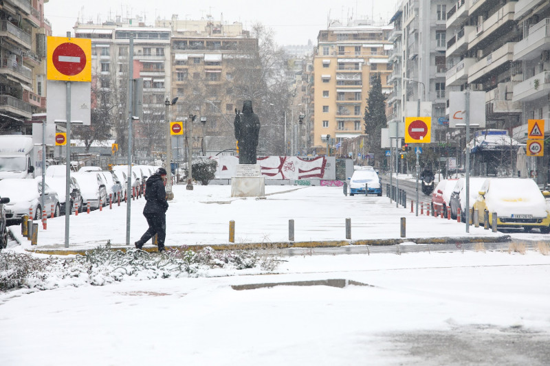 Ανησυχία στη Θεσσαλονίκη: Αύξηση 70% του ιικού φορτίου στα λύματα