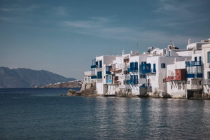 Lockdown ήταν και.. πάει: Τέλος τα περιοριστικά μέτρα στη Μύκονο, ποια νησιά «φλερτάρουν» με το κόκκινο