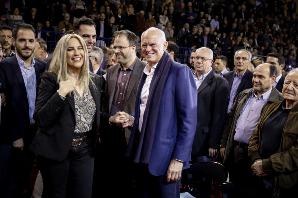 «Σιγήν ιχθύος» για Παπανδρέου από το ΚΙΝ.ΑΛ