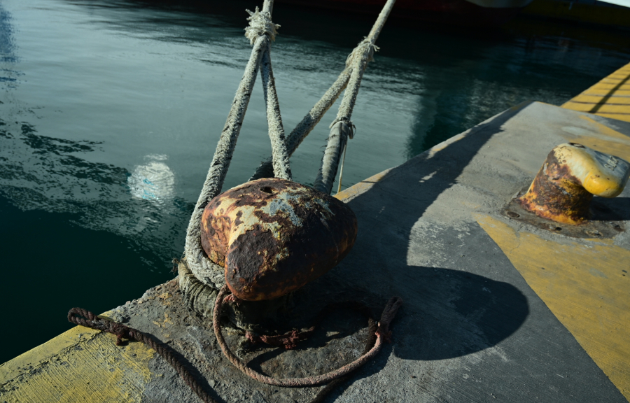 Καιρός: Θυελλώδεις άνεμοι σε όλη τη χώρα - Πού υπάρχει απαγορευτικό απόπλου