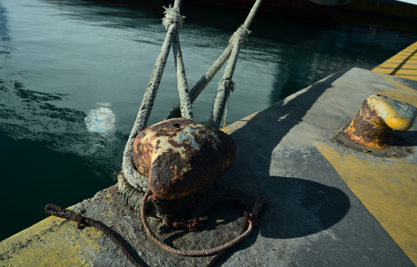 Καιρός: Θυελλώδεις άνεμοι σε όλη τη χώρα - Πού υπάρχει απαγορευτικό απόπλου