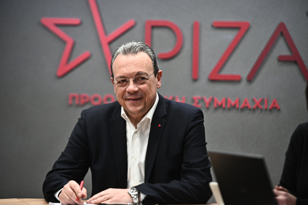 Συνεδρίαση Εκτελεστικού Γραφείου ΣΥΡΙΖΑ - Οι αναφορές Φάμελλου για ΠτΔ