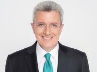 Ο ΑΝΤ1 ανανεώνει τη συνεργασία του με τον Νίκο Χατζηνικολάου