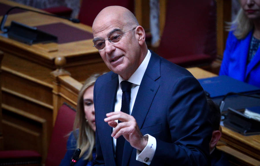 Νίκος Δένδιας: Ψευδεπίγραφο το δίλημμα «όπλα ή βούτυρο»