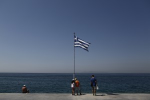 Από την πλατφόρμα της cosmoONE οι πρώτες ηλεκτρονικές δημοπρασίες του ΥΠΟΙΚ για τη χρήση αιγιαλού