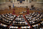 Μεταναστευτικό: Άγρια κόντρα στη Βουλή για την επίταξη περιοχών στα νησιά