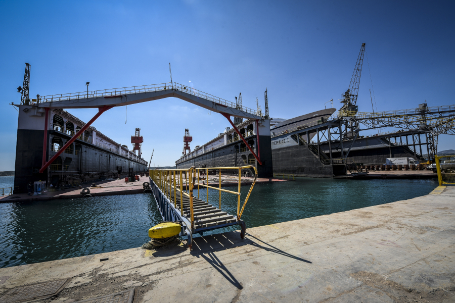 Εργατικό ατύχημα στο Πέραμα: Τραυματισμός 59χρονου σε ναυπηγείο