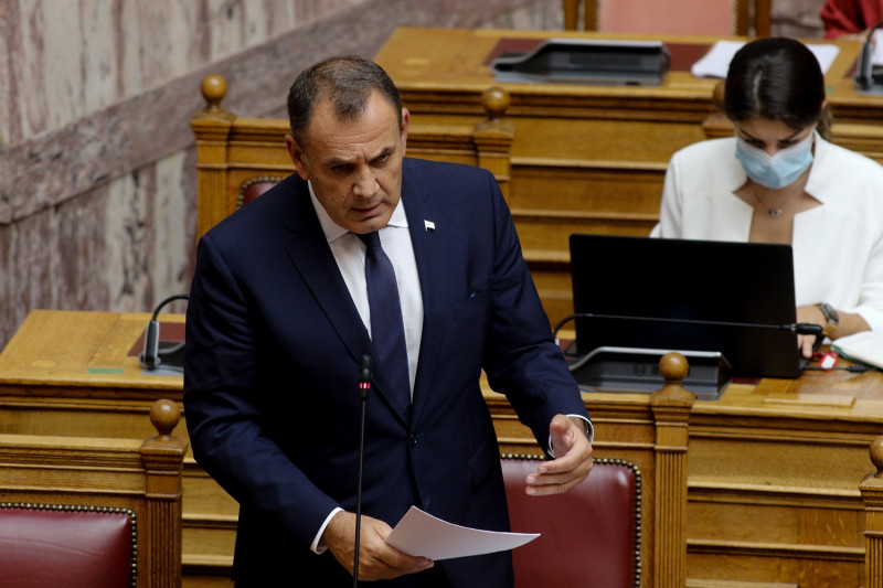 Έκτακτη σύσκεψη για τον κορονοϊό στο υπουργείο Εθνικής Άμυνας