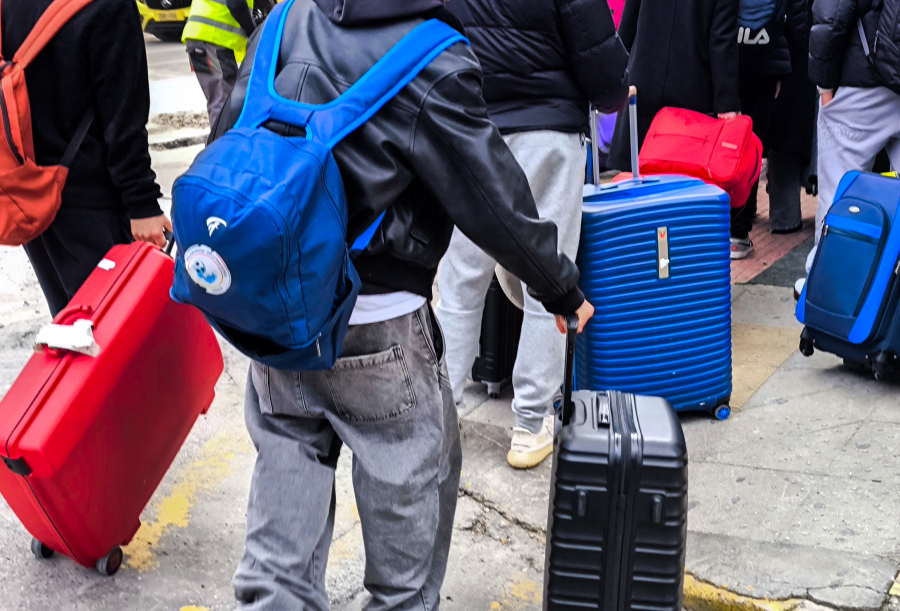 Booking.com: Πού θα ταξιδέψουν οι Έλληνες την Πρωτομαγιά