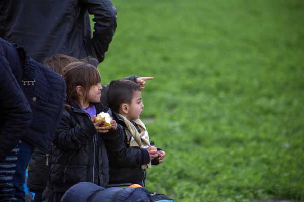 Συνωστισμός προσφύγων στην Ειδομένη απο τα κλειστά σύνορα