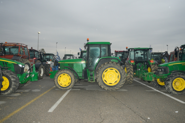 Τα πρόσωπα πίσω από τα μπλόκα των αγροτών - «Δεν είναι μια απλή κινητοποίηση, είναι εξέγερση»