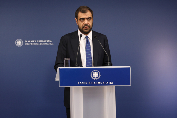 Αποστάσεις Μαρινάκη για το «ακροδεξιός ο Σαμαράς» του Θεοχάρη