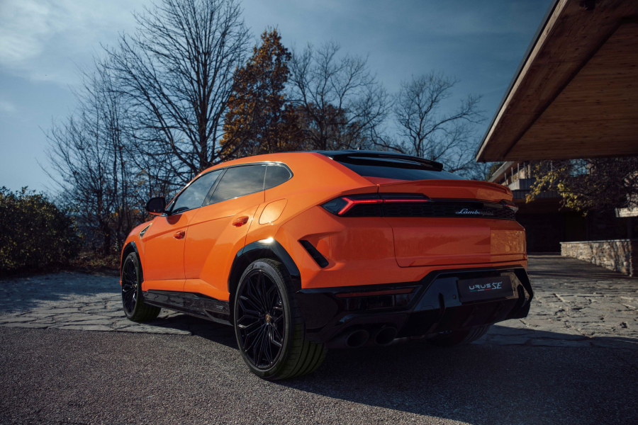 Με ελαστικά Pirelli P Zero Elect η νέα Lamborghini Urus SE