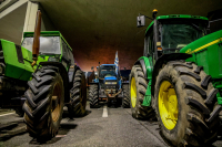 Στον... αέρα το ραντεβού με τους αγρότες μετά το φιάσκο του ΕΛΓΑ