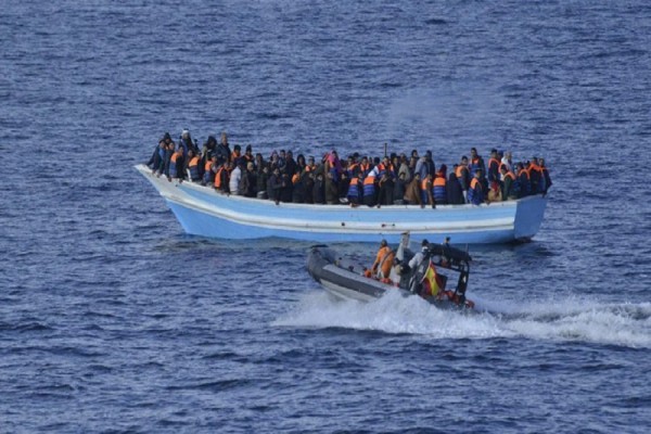 Διάσωση 1.000 μεταναστών στα ανοικτά της Λιβύης