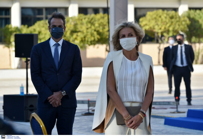 Στις 28 Δεκεμβρίου εμβολιάζονται στον «Ευαγγελισμό» ο Κυριάκος Μητσοτάκης και η σύζυγός του Μαρέβα (vid)