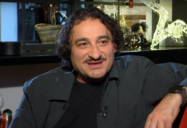 Το πορτοφολάκι, η αγάπη και η συγκίνηση του Βασίλη Χαραλαμπόπουλου