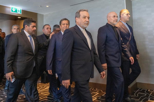 Οι ΗΠΑ «έδωσαν» το Ισραήλ στο Ιράν: Το σχέδιο δολοφονίας Αραγτσί - Γκαλιμπάφ που σταμάτησε ο Τραμπ