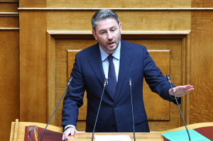 Στην αντεπίθεση το ΠΑΣΟΚ για το ακίνητο Ανδρουλάκη - Προσφυγή στη Δικαιοσύνη και «ξεσκόνισμα» Πόθεν Έσχες υπουργών