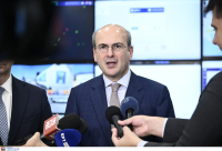 Εννιά μέτρα για την αύξηση των επενδύσεων ανακοίνωσε ο Χατζηδάκης