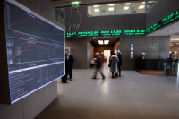 Χρηματιστήριο Αθηνών: Έκλεισε με κέρδη κόντρα στο ρεύμα των διεθνών αγορών