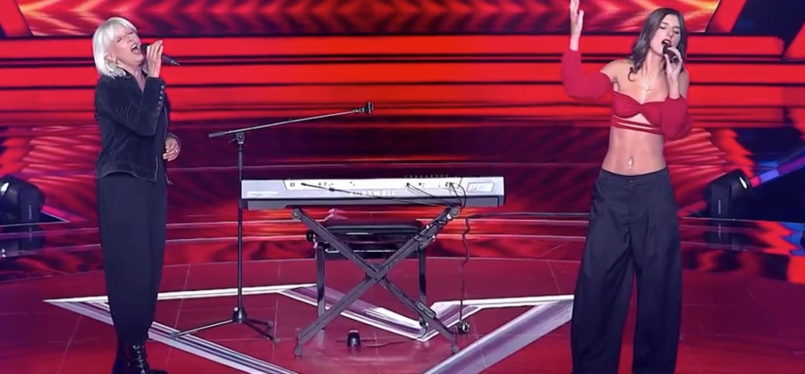 The Voice: Μητέρα και κόρη «μάγεψαν» κριτές και κοινό on stage (βίντεο)