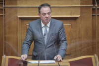 Βαραίνει το κλίμα για τον Κωνσταντόπουλο