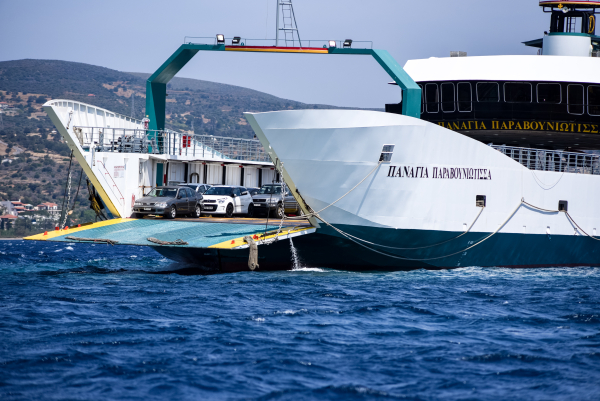 Nέα Στύρα: «Κόλλησαν τα πηδάλια» - Τι είπε στην απολογία του ο καπετάνιος του φέρι μποτ
