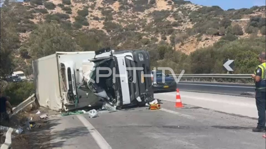 Ηράκλειο: Τραγωδία στο ΒΟΑΚ - Νεκρός 17χρονος οδηγός φορτηγού μετά από ντελαπάρισμα (video)