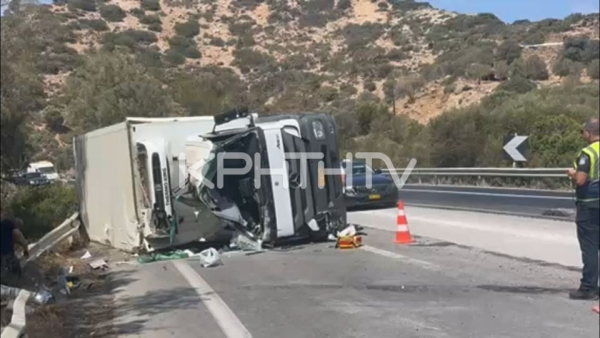 Ηράκλειο: Τραγωδία στο ΒΟΑΚ - Νεκρός 17χρονος οδηγός φορτηγού μετά από ντελαπάρισμα (video)