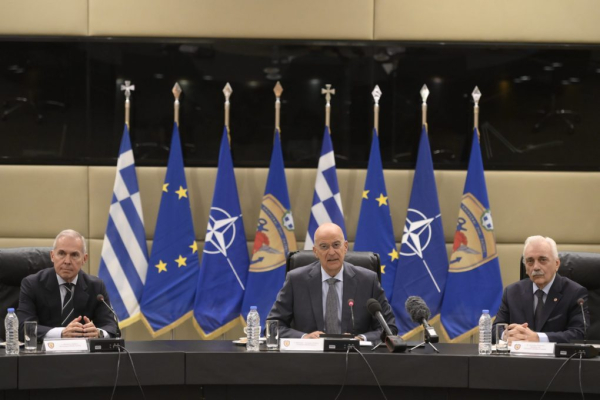 Υπογραφή Μνημονίου Συνεργασίας του ΥΠΕΘΑ με τον Ελληνικό Ερυθρό Σταυρό