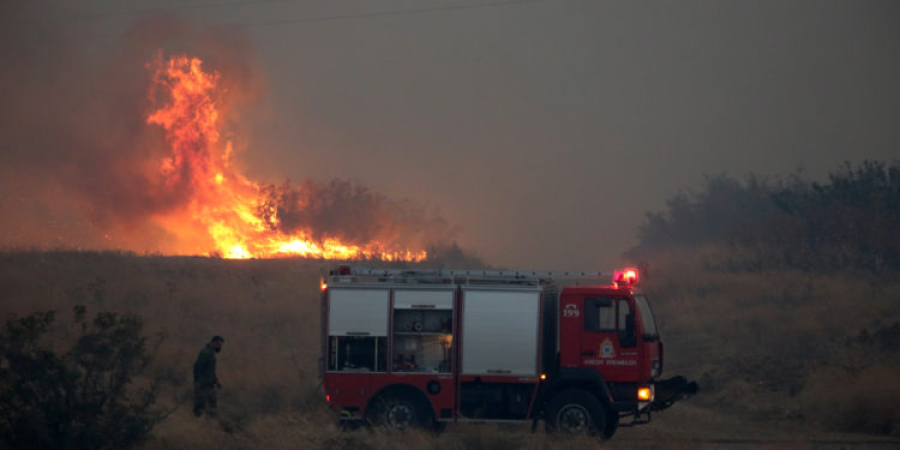 Ρέθυμνο: Φωτιά σε δασική έκταση, δεν απειλείται κατοικημένη περιοχή