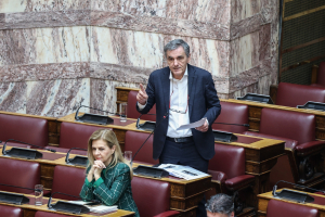 «Χαραμάδα» για τη συνεργασία άνοιξε ο Ευκλείδης
