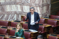 «Χαραμάδα» για τη συνεργασία άνοιξε ο Ευκλείδης