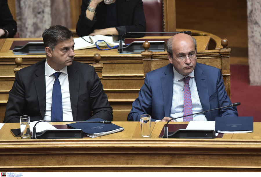 «Όποιος δεν ψηφίζει το νέο νομοσχέδιο, είναι υπέρ της φοροδιαφυγής»