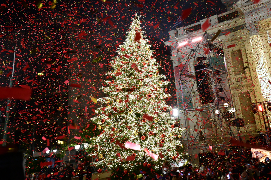 Με Λένα Ζευγαρά «ανάβει» την Κυριακή 7/12 το χριστουγενιάτικο δέντρο στον Πειραιά