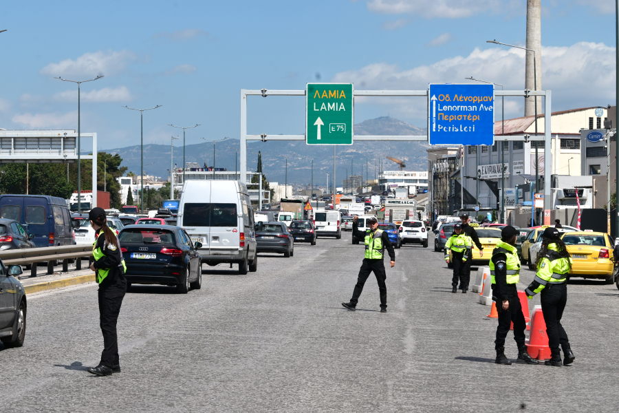 Τροχαία: Πάνω από 1.100 παραβάσεις για τη μη χρήση κράνους την τελευταία εβδομάδα