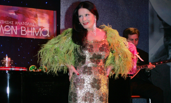 Ο Μάκης Δελαπόρτας μιλά για την κατάσταση της υγείας της Ζωζώς Σαπουντζάκη