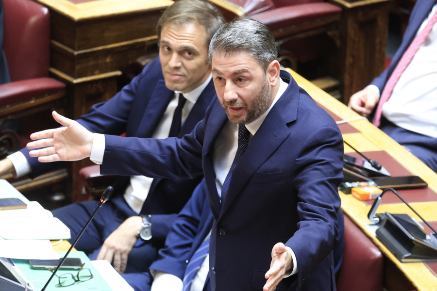 Ο Ανδρουλάκης προσφέρθηκε να στείλει βίντεο με χαιρετισμό