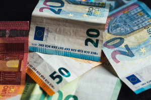 e-ΕΦΚΑ - ΔΥΠΑ: Όλες οι πληρωμές για συντάξεις και επιδόματα