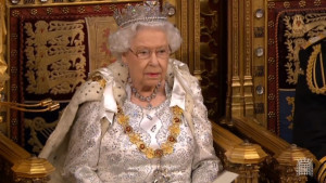 Βασίλισσα Ελισάβετ: «Απόλυτη προτεραιότητα για την κυβέρνηση Τζόνσον το Brexit στις 31 Οκτωβρίου»