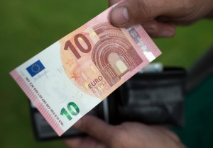 Συνάλλαγμα: Ενισχύεται κατά 0,36% το ευρώ
