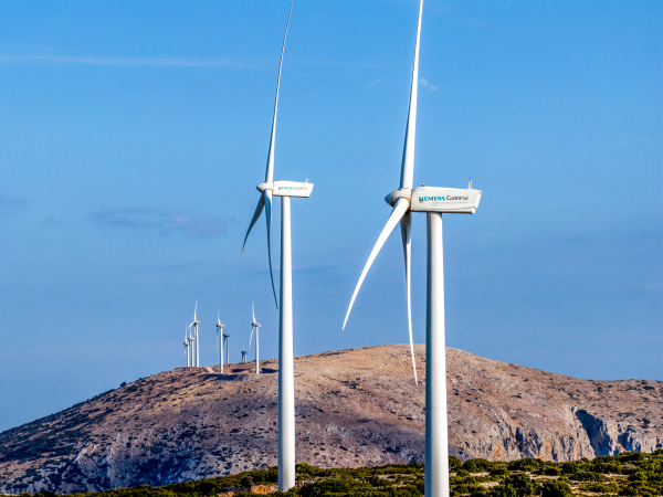 Μετοχική ευελιξία του Δημοσίου στον ΑΔΜΗΕ φέρνει το νομοσχέδιο για τις ΑΠΕ
