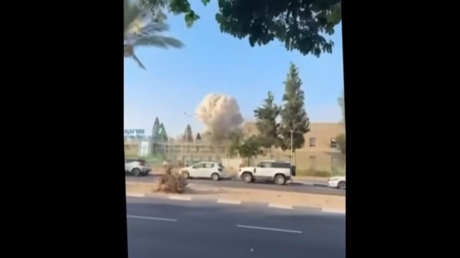 Βίντεο από το ιρανικό χτύπημα σε νοσοκομείο του Ισραήλ - Στιγμές πανικού