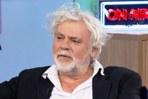Νίκος Καραθάνος: «Ο Νίκος Κούρκουλος μ’ αγαπούσε πολύ» (Βίντεο)