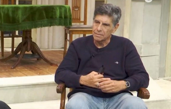 Γιάννης Μπέζος: «Επιθυμώ να ζω σε ένα κλίμα που διαμορφώνω εγώ»